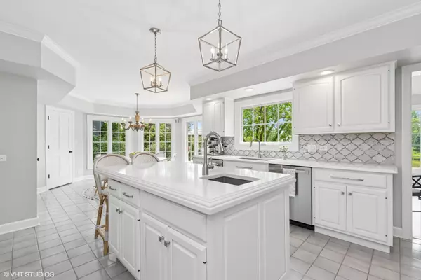 Lake Forest, IL 60045,31 E Sandpiper LN