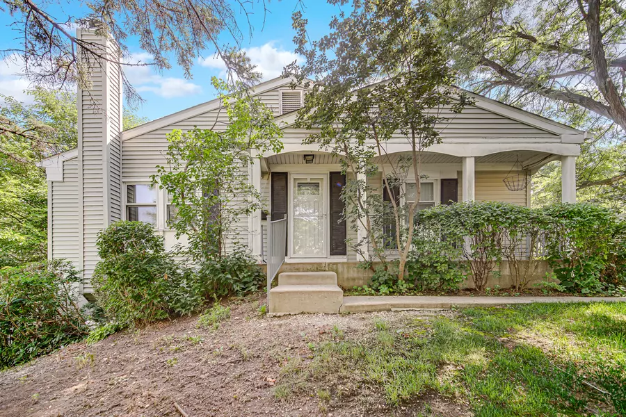 2034 OXFORD CT #2034, Schaumburg, IL 60194