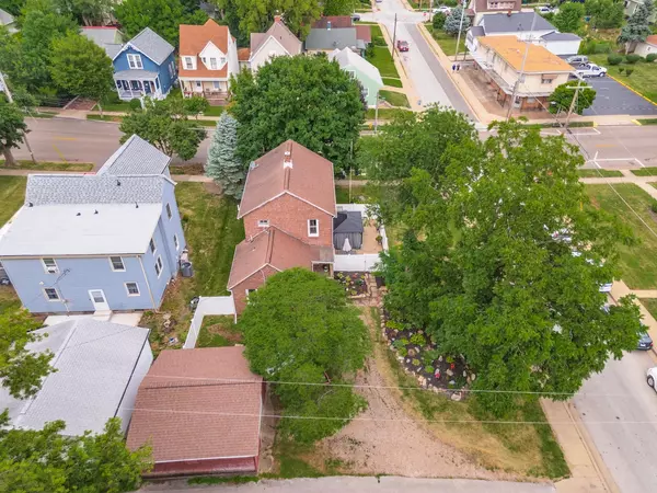 Bloomington, IL 61701,602 N Lee ST