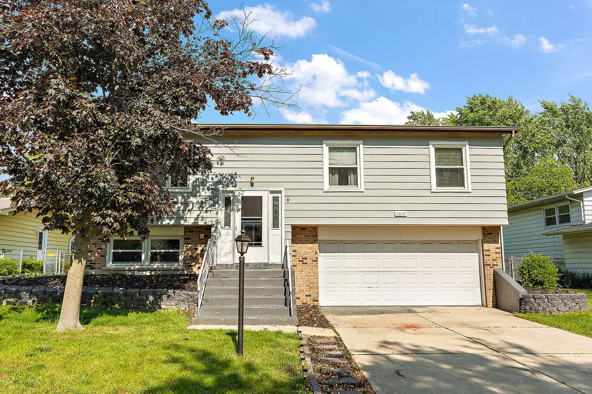 Richton Park, IL 60471,22757 Redwood DR