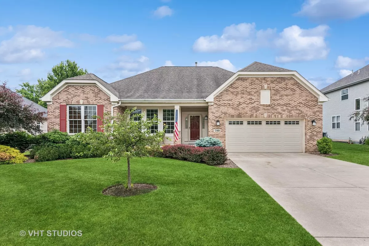 North Aurora, IL 60542,799 Remington LN