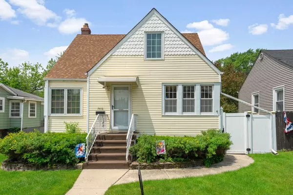 7416 Van Buren AVE, Hammond, IN 46324