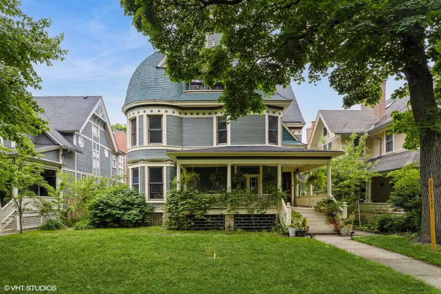 1232 Hinman AVE #MAIN, Evanston, IL 60202