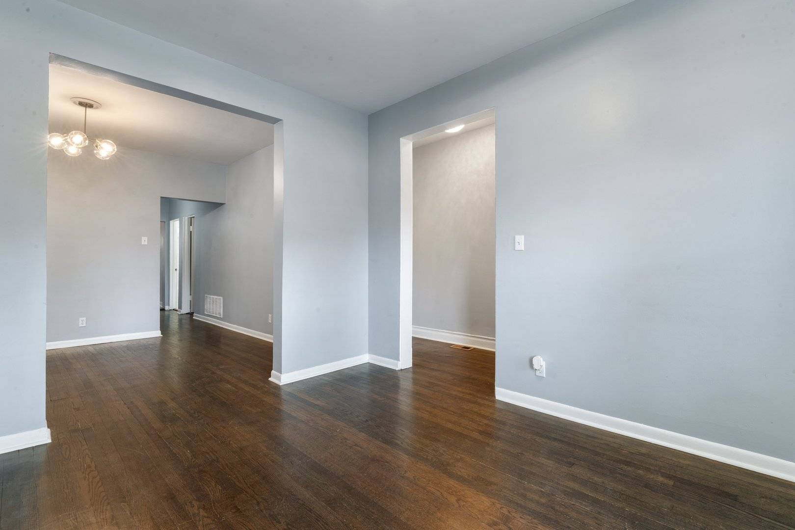 Chicago, IL 60637,6349 S Saint Lawrence AVE #1