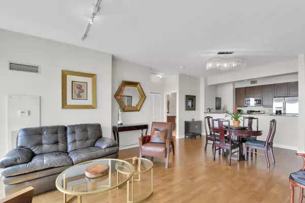 Chicago, IL 60605,1201 S Prairie AVE #4504