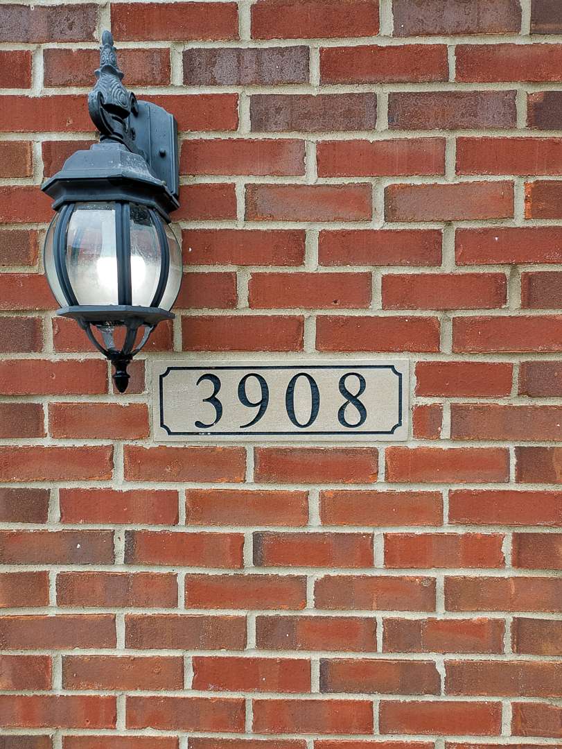 Champaign, IL 61822,3908 Summer Sage CT