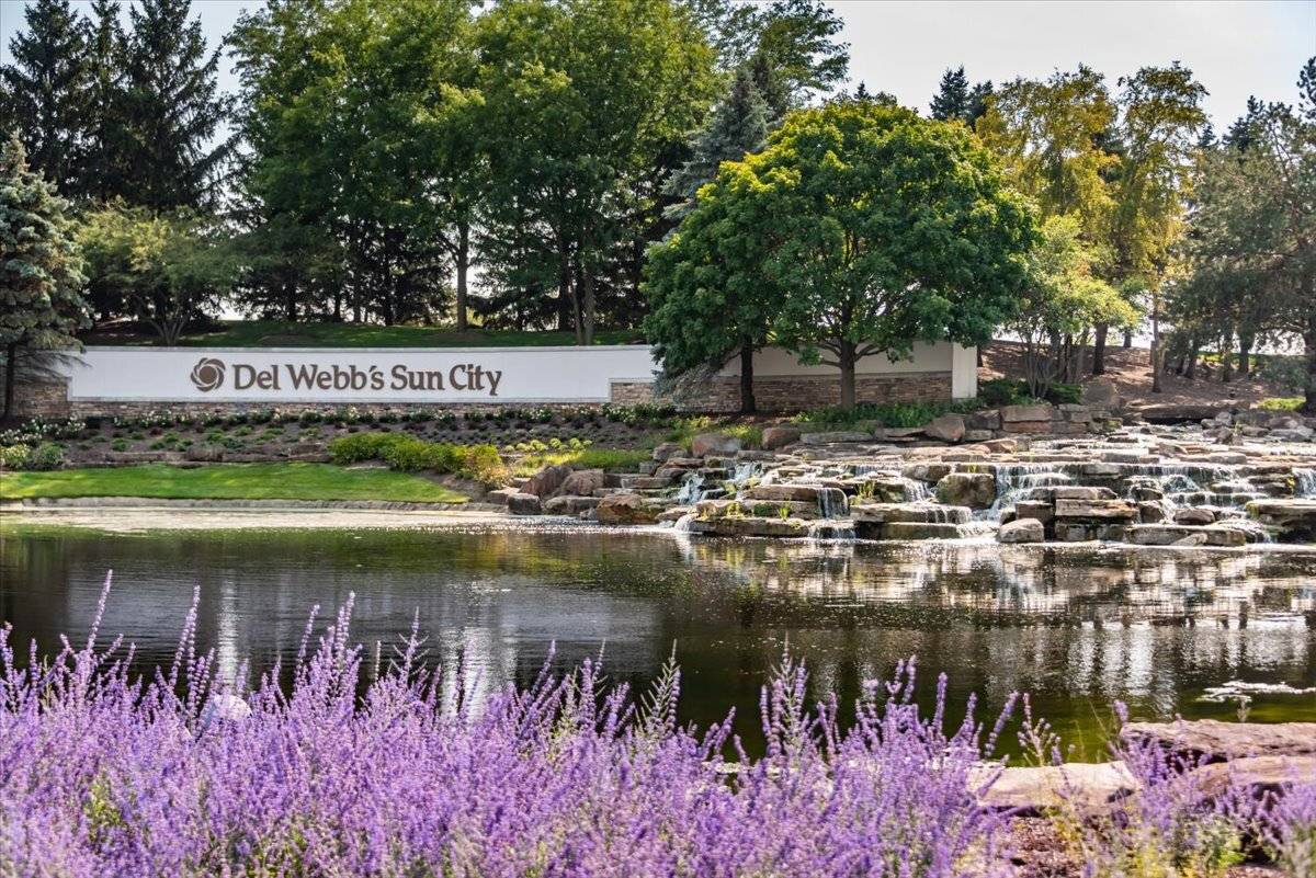 Huntley, IL 60142,12849 W Millbrook DR