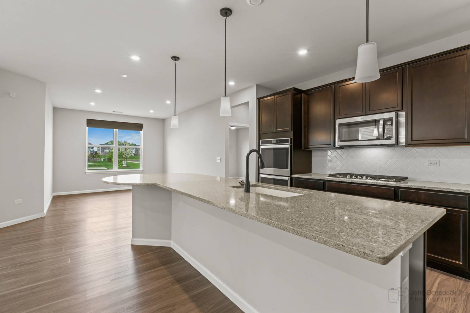 Algonquin, IL 60102,1571 Timberland DR