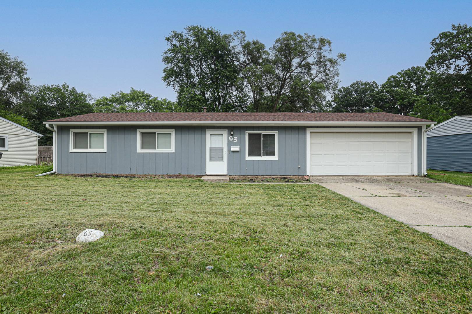 63 Sierra RD, Montgomery, IL 60538