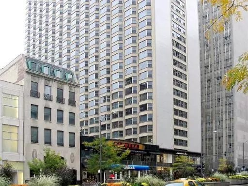 535 N Michigan AVE #1808, Chicago, IL 60611