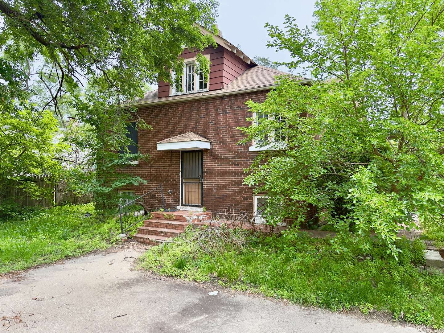 Dolton, IL 60419,14846 Woodlawn AVE