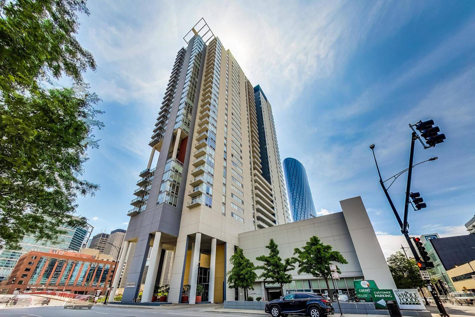 737 W Washington BLVD #1804, Chicago, IL 60661
