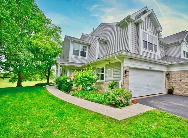 3944 Garnette CT, Naperville, IL 60564