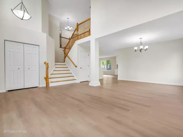 Aurora, IL 60503,2610 Spinnaker DR