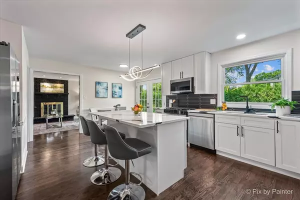 Palatine, IL 60067,506 S Brighton LN
