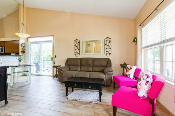 Plano, IL 60545,4321 Dillon ST