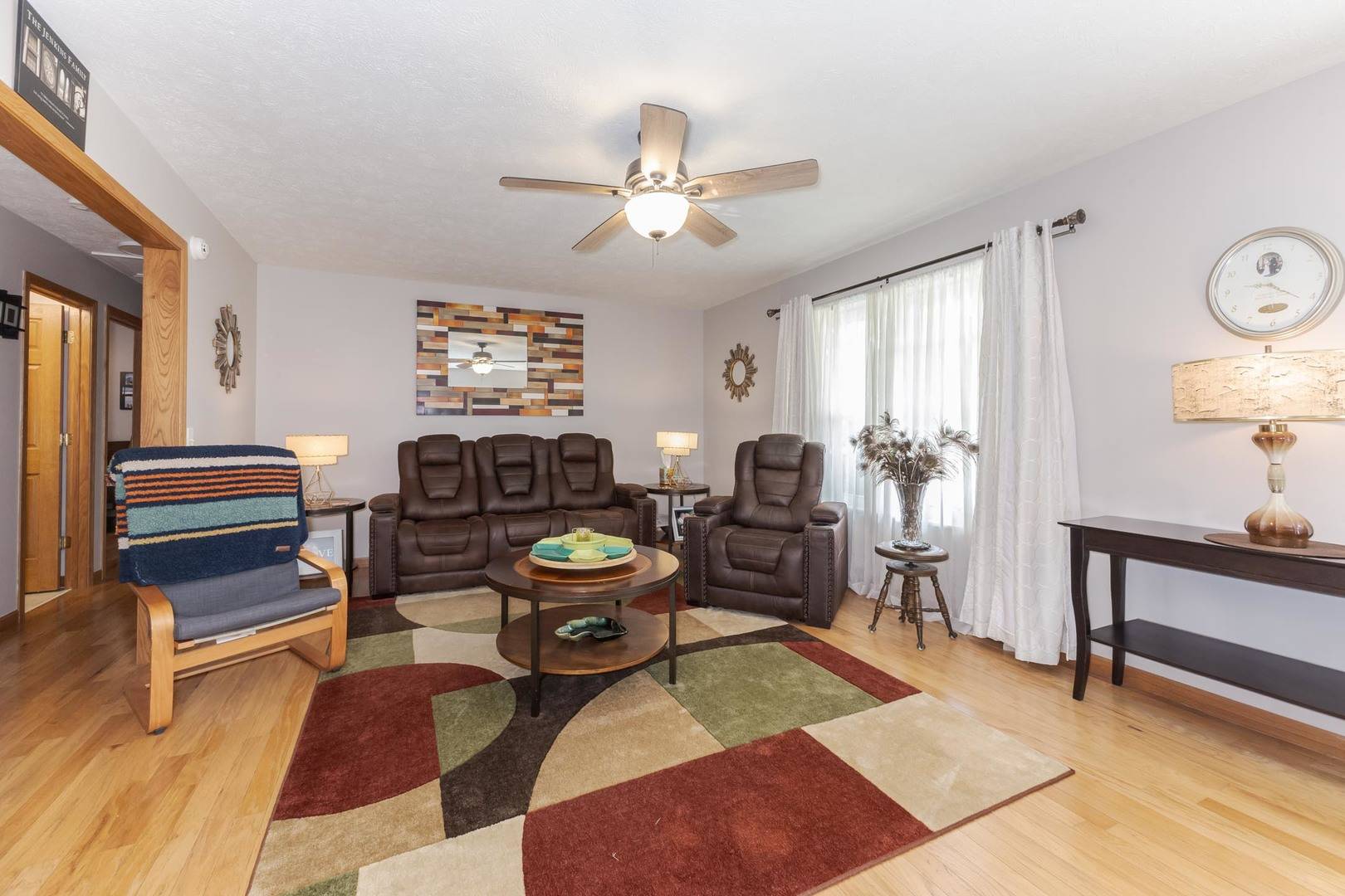 Roanoke, IL 61561,901 Easy ST