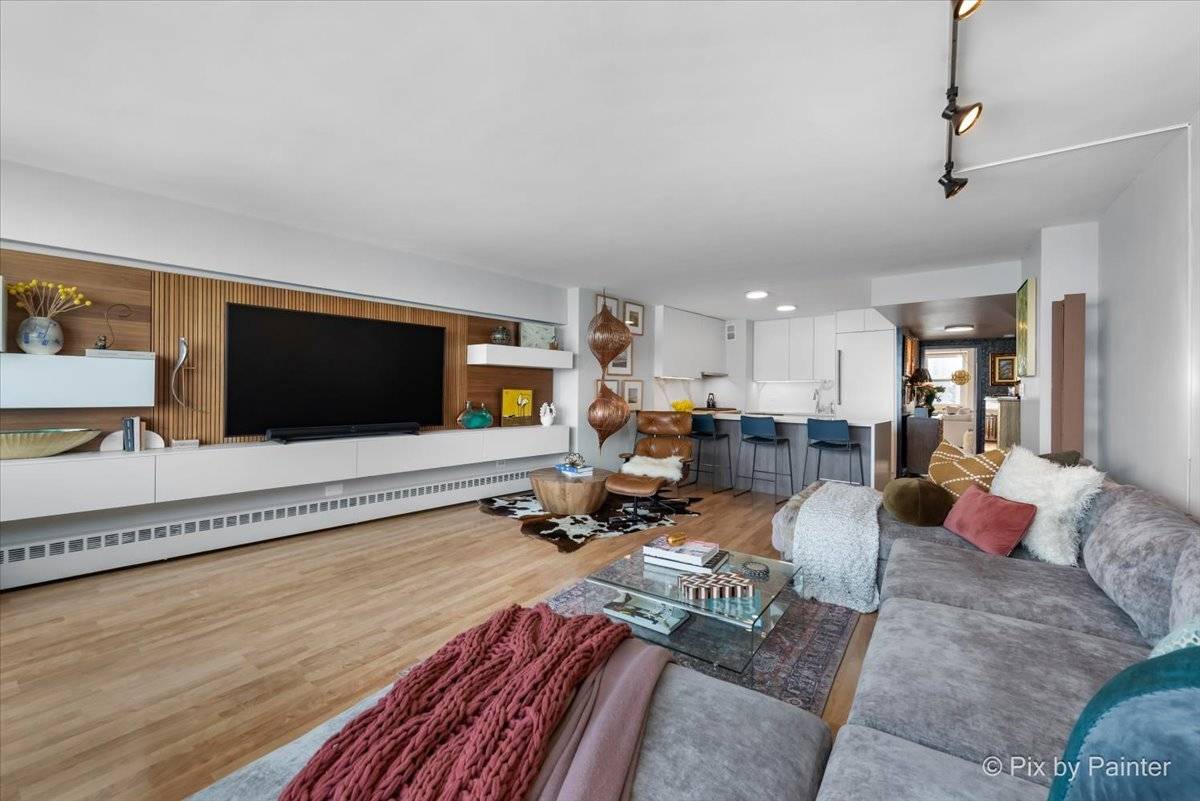 Chicago, IL 60611,1150 N Lake Shore DR #19A