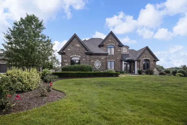 8746 Stone Creek BLVD, Frankfort, IL 60423