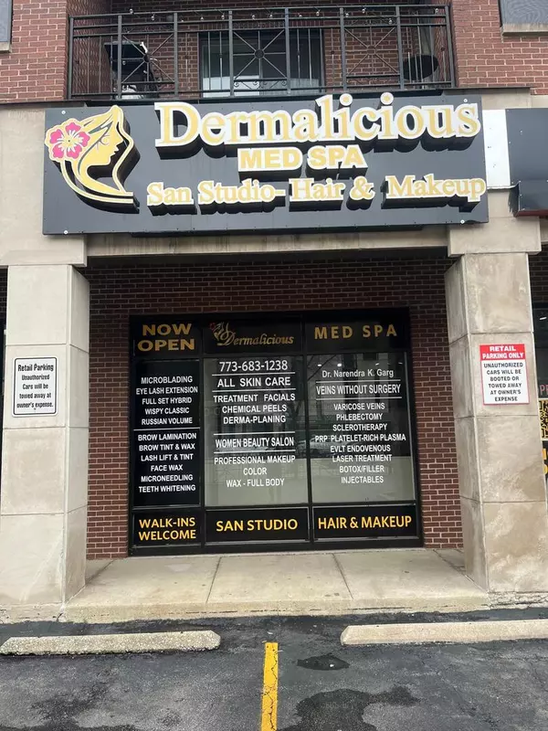 Chicago, IL 60622,2038 W DIVISION ST