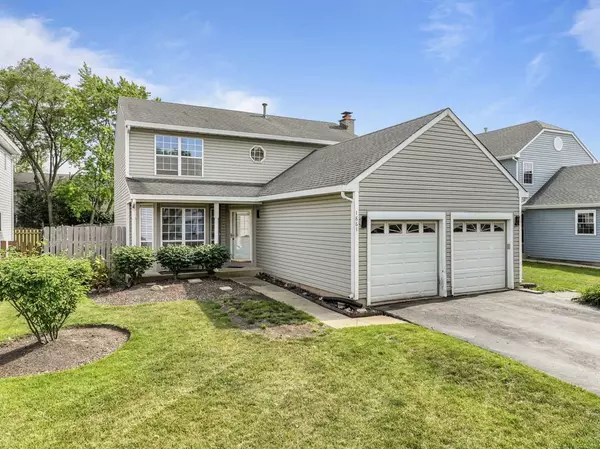 1861 Grosse Pointe CIR, Hanover Park, IL 60133