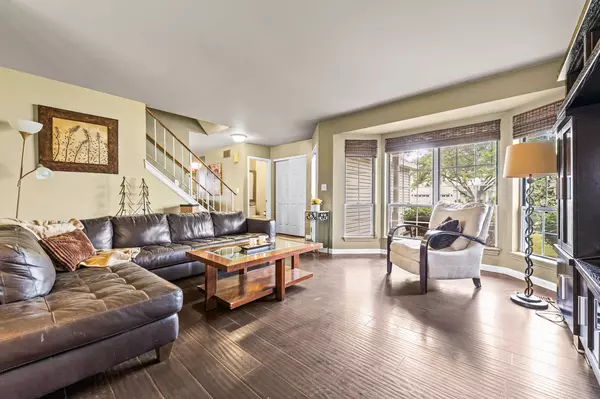 Hanover Park, IL 60133,1861 Grosse Pointe CIR