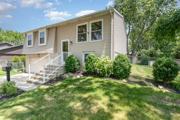 Streamwood, IL 60107,1262 N Kennedy DR