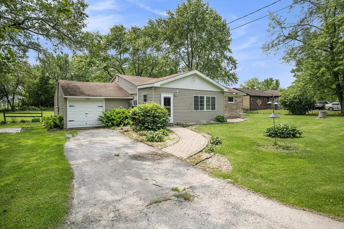 Crete, IL 60417,3321 E Red Oak LN
