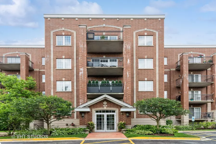 1479 N Milwaukee AVE #312, Libertyville, IL 60048