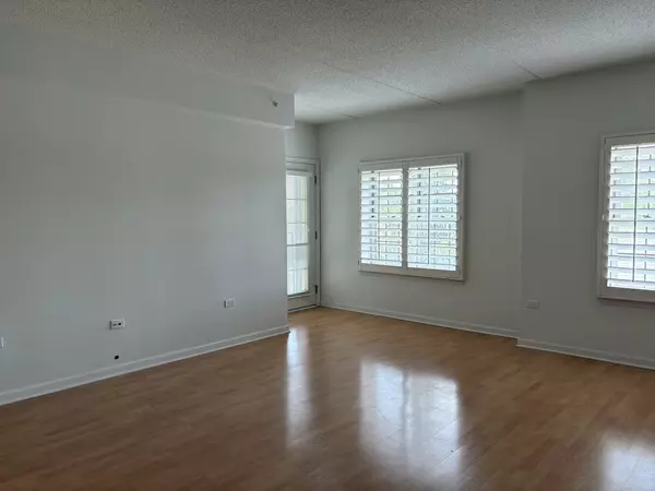 Elmhurst, IL 60126,200 N Addison AVE #505