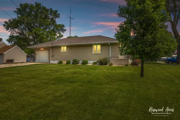 Ashkum, IL 60911,301 N Second ST