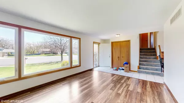 Homer Glen, IL 60491,14320 S Elizabeth LN
