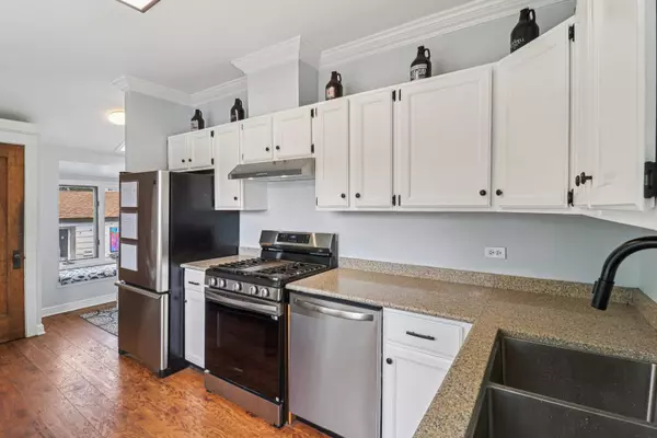 Oak Park, IL 60304,837 Wesley AVE
