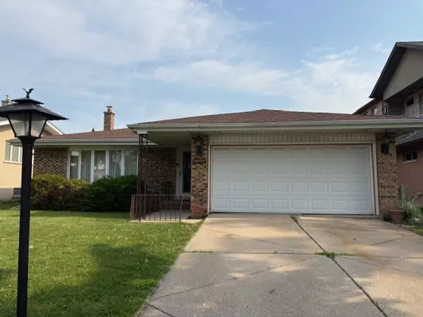 Niles, IL 60714,8702 W Bruce DR