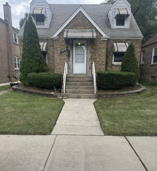 12249 S Perry AVE, Chicago, IL 60628