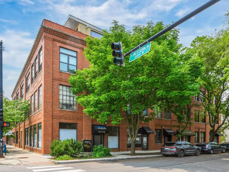 2401 W Ohio ST #24, Chicago, IL 60612
