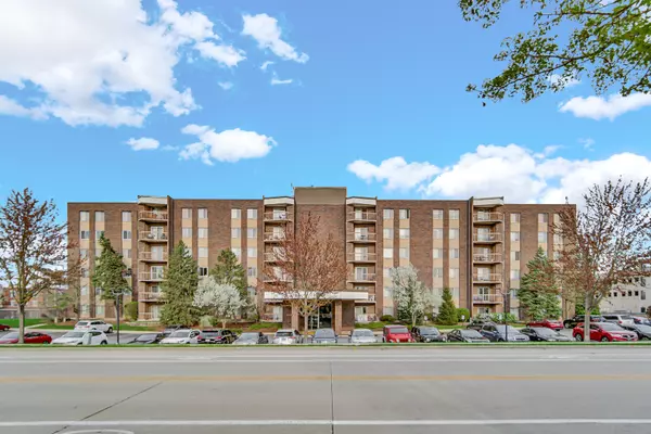 2201 S Grace ST #608, Lombard, IL 60148