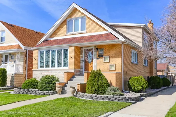6000 S Nashville AVE, Chicago, IL 60638