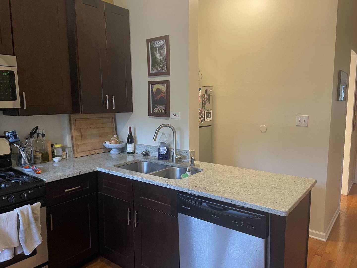 Chicago, IL 60614,2733 N Seminary AVE #2
