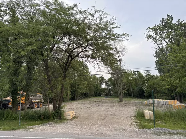 Flossmoor, IL 60422,3949 Flossmoor RD