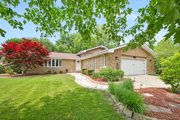 1810 Jana LN, Morris, IL 60450