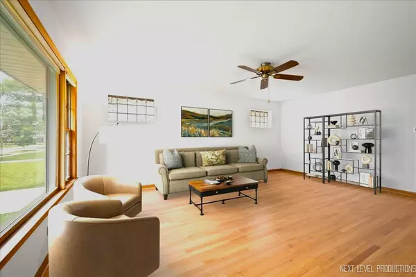 La Grange Park, IL 60526,1525 Forest RD