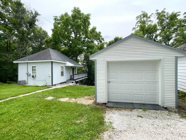 Lasalle, IL 61301,42 2nd ST