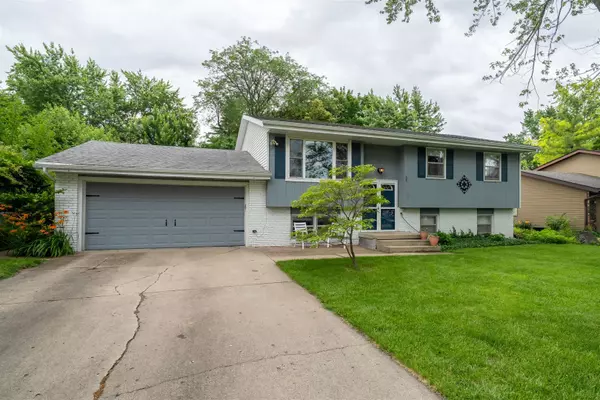 Normal, IL 61761,212 Rebecca LN