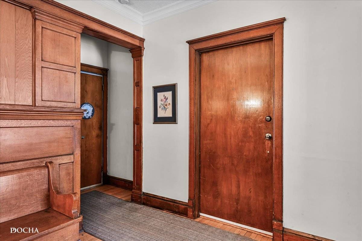 Oak Park, IL 60302,524 Washington BLVD #1F