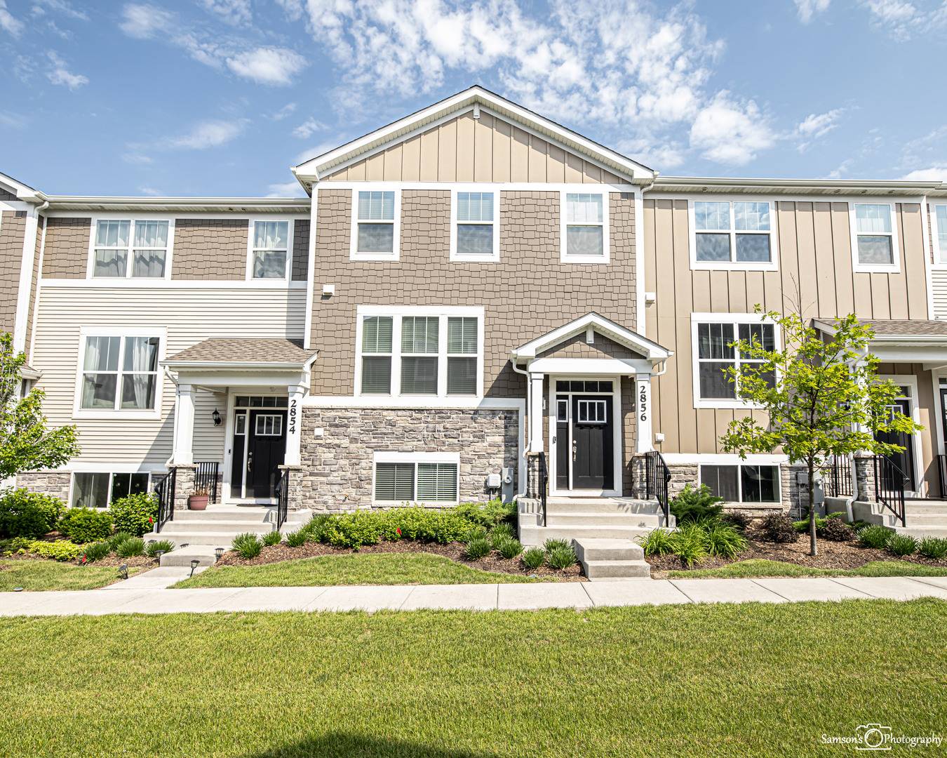 2856 Kessler DR, Mundelein, IL 60060