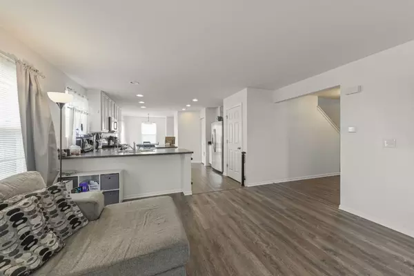 Plano, IL 60545,114 Schmidt CT