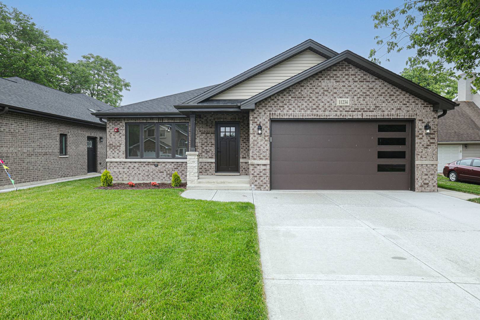 11234 S LAWLER AVE, Alsip, IL 60803
