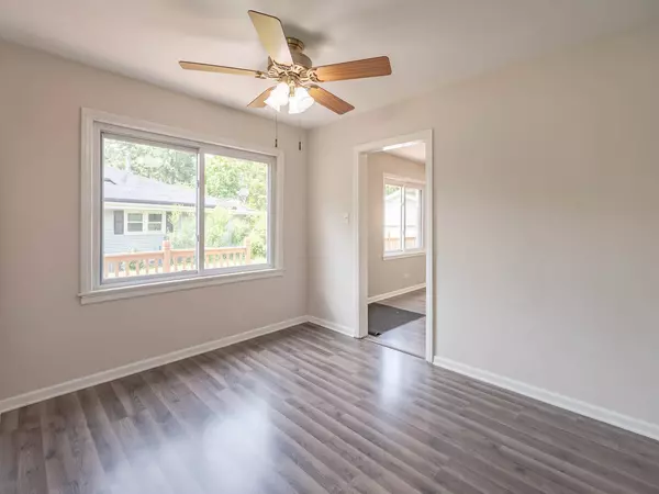 Wheaton, IL 60137,566 Glendale AVE