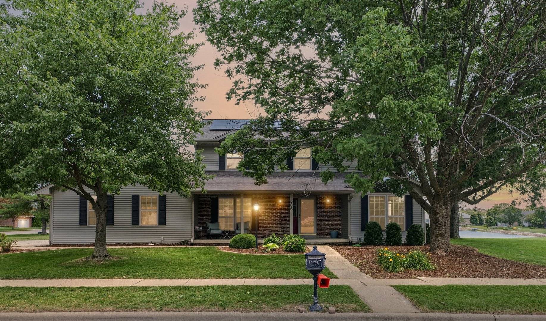 306 N Beringer CIR, Urbana, IL 61802